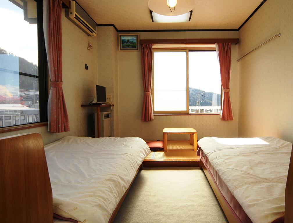 Villa Katashio Nozawaonsen Exterior foto